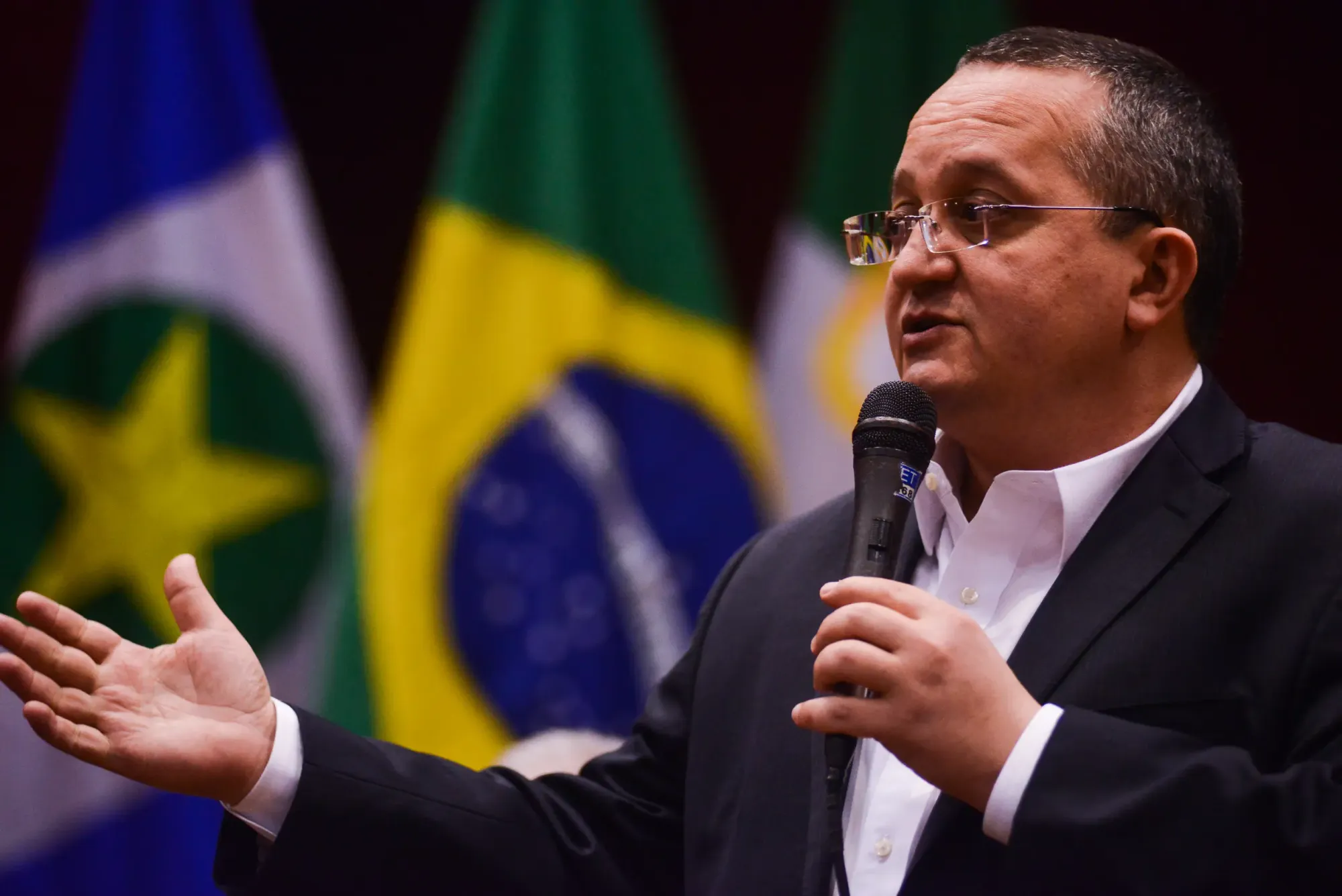 Taques Retorna: Riva e Mendes em Embate, e Ex-Governador Surge Como Opção ao Senado